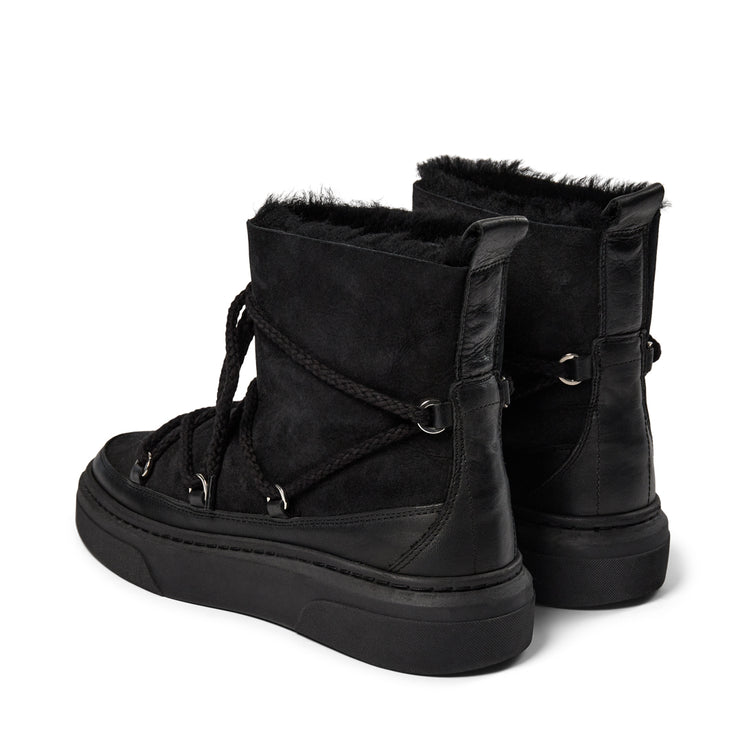 Pavement Bjork Warm lining Black 020