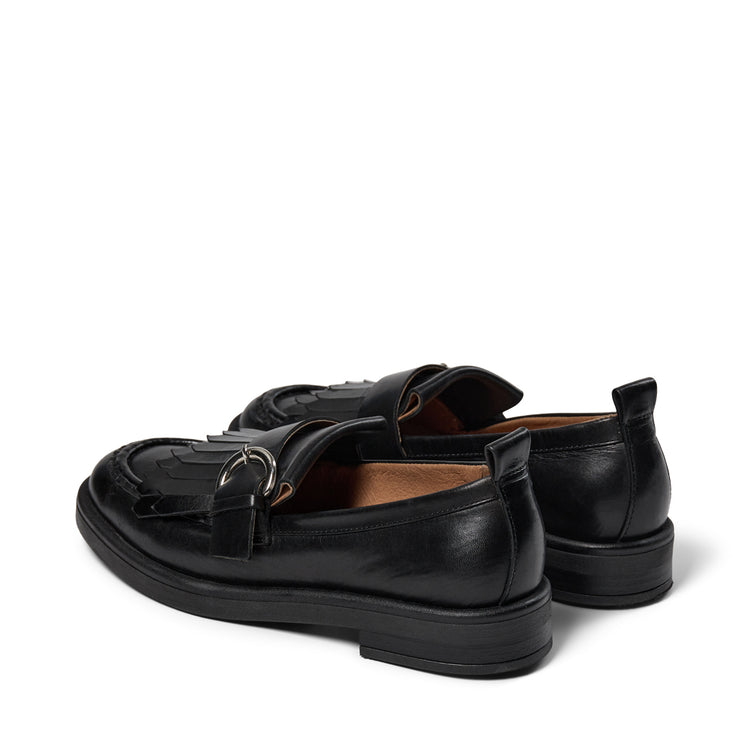 Pavement Matilda Loafers Black 020