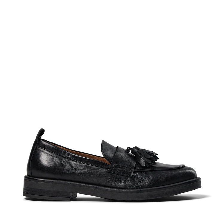 Pavement Shelly Tassel Loafers Black 020